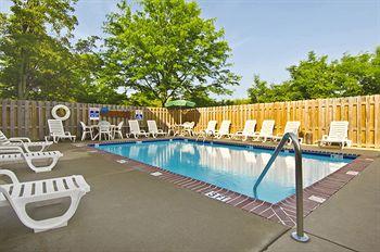 Hotel Suburban East
